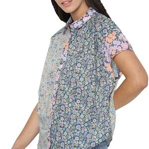American Eagle Outfitters Multicolor Floral Blouse